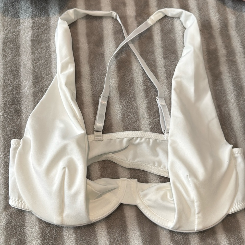 Cute going out top from white fox